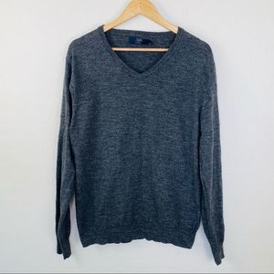 J. Crew mens gray v-neck cotton sweater size large